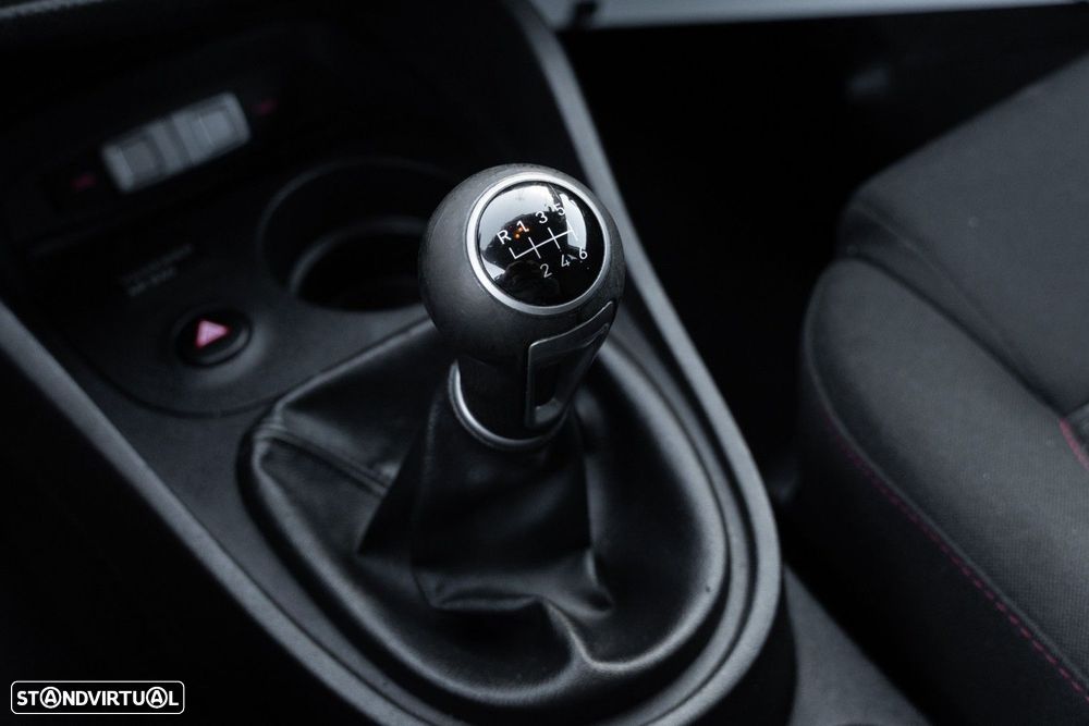 SEAT Leon 2.0 TDI FR DPF - 22