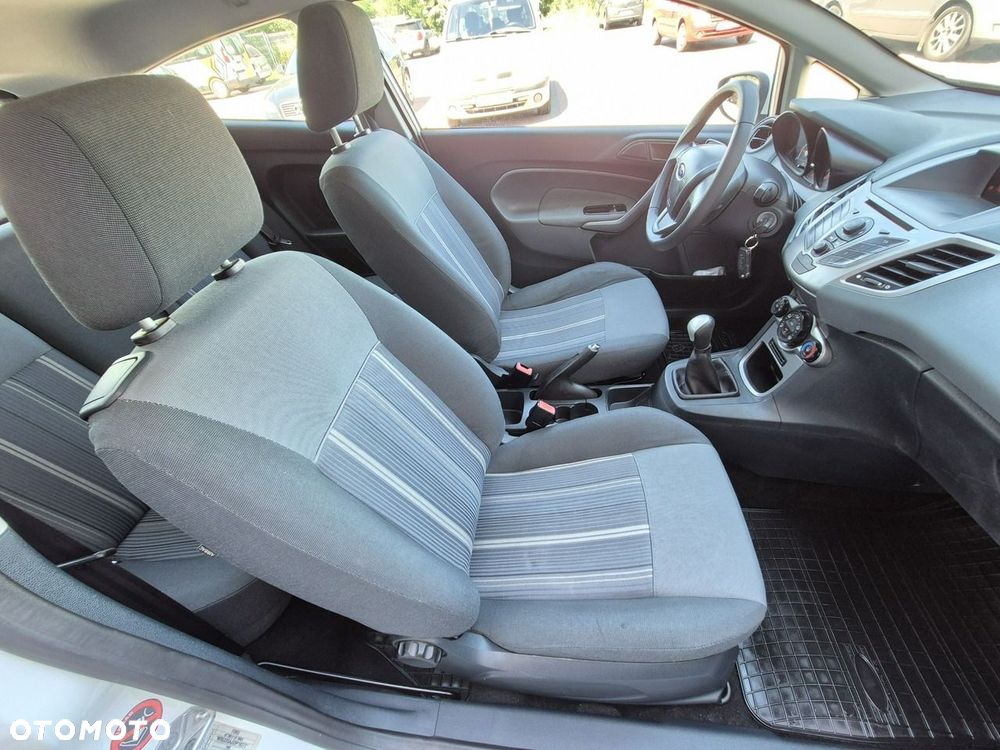 Ford Fiesta 1.25 Ghia EU5 - 13