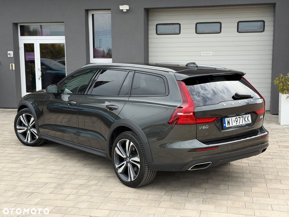 Volvo V60 Cross Country D4 AWD - 4