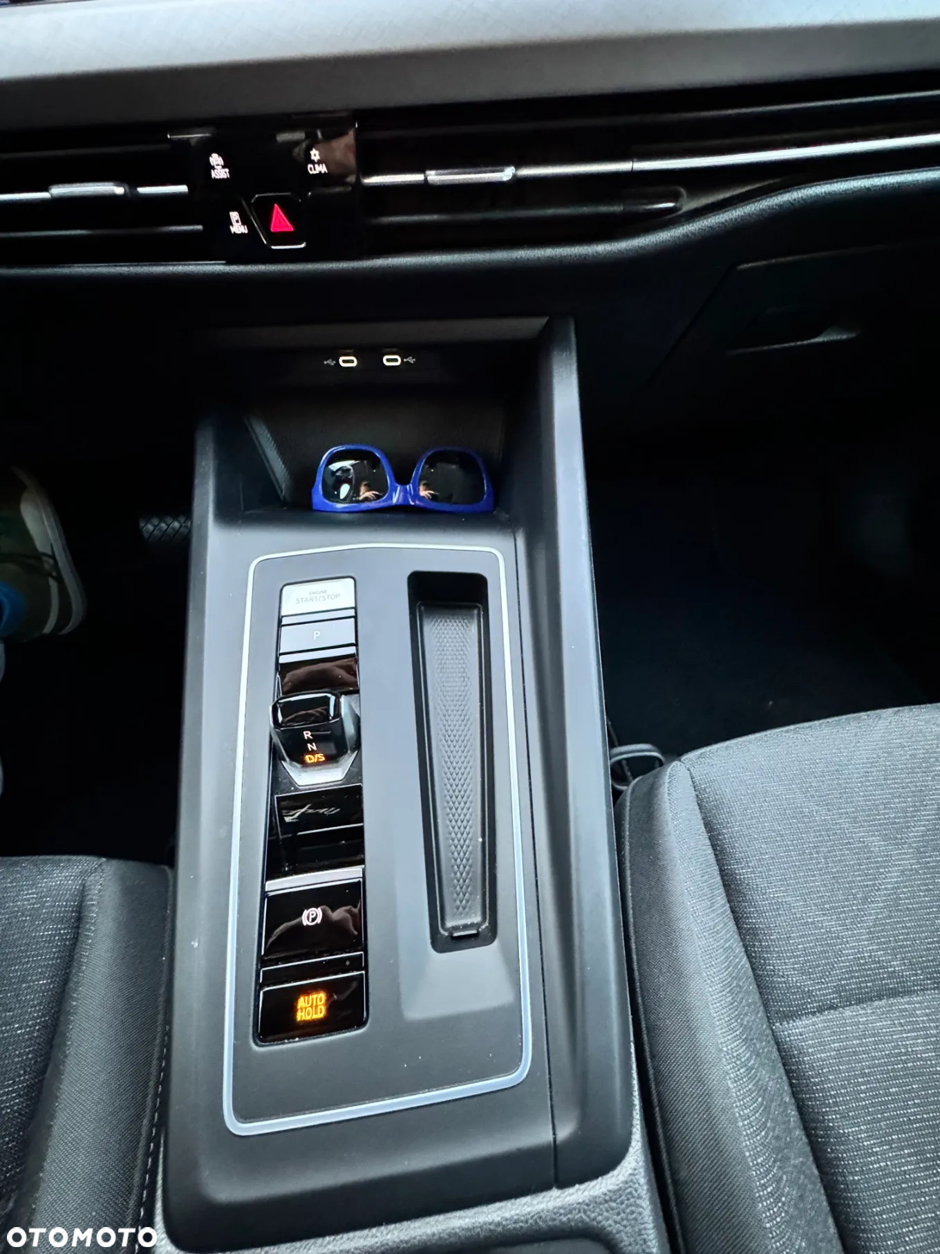 Volkswagen Golf - 4