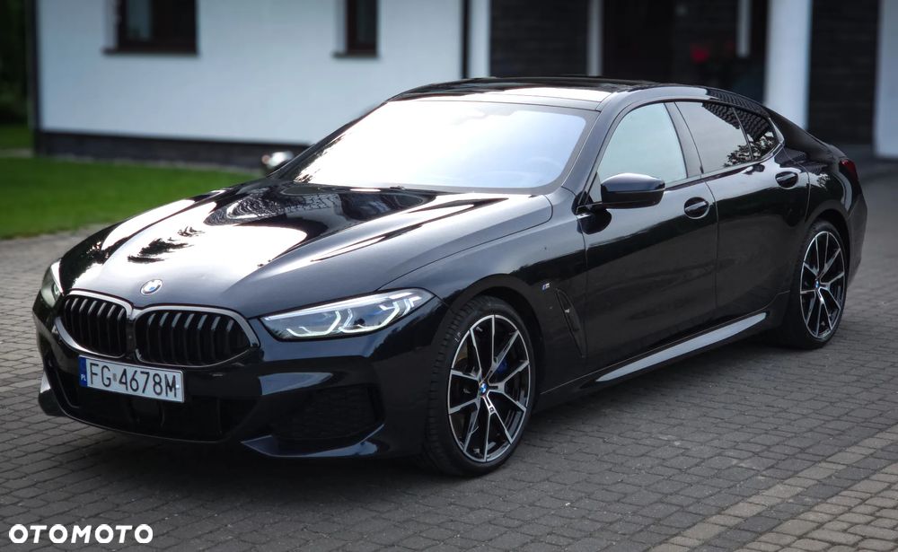 BMW Seria 8 840i - 8