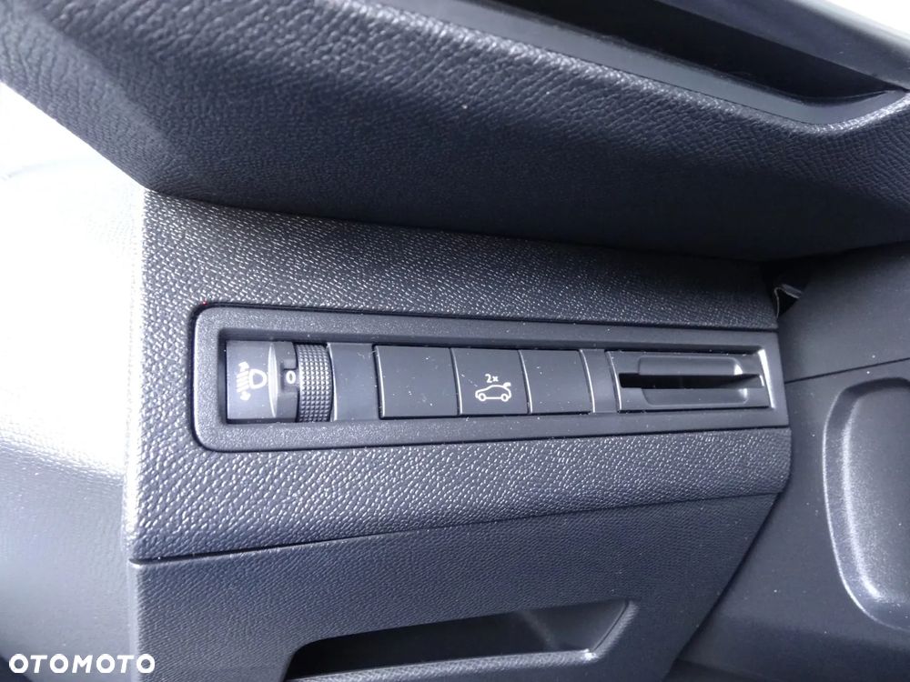 Peugeot 3008 PureTech 130 Stop & Start GPF Active - 32