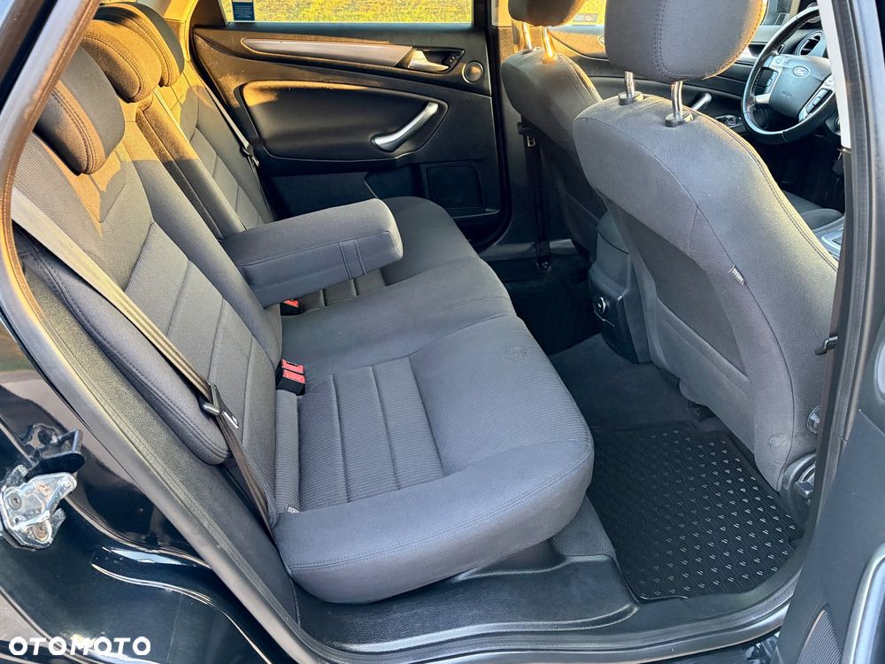 Ford Mondeo 2.0 T Titanium MPS6 - 28