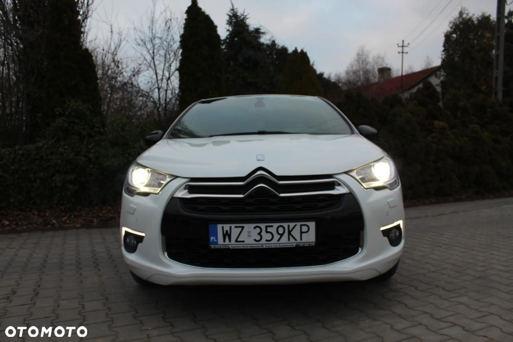 Citroën DS4 VTi 120 Urban Show - 13