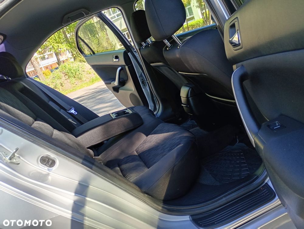 Honda Accord - 10