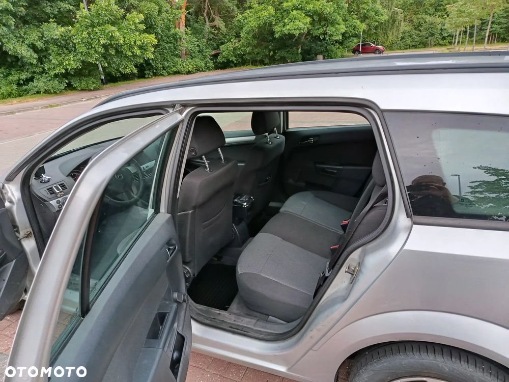 Opel Astra 1.7 CDTI - 12