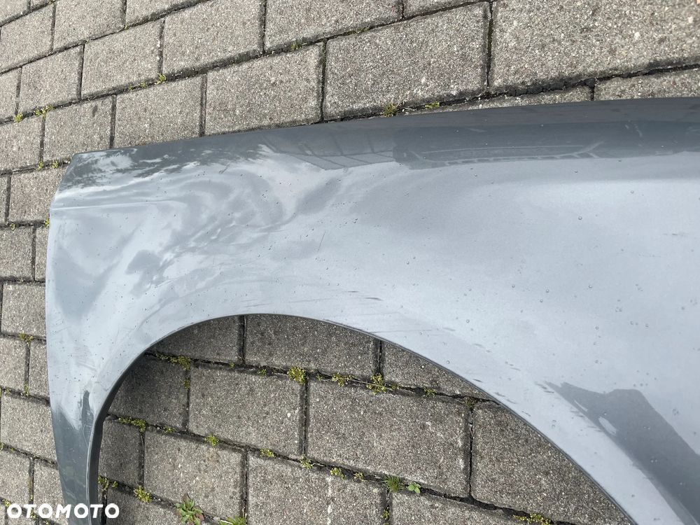 VW PASSAT B6  BŁOTNIK PRAWY LA7T BEZ RDZY - 2