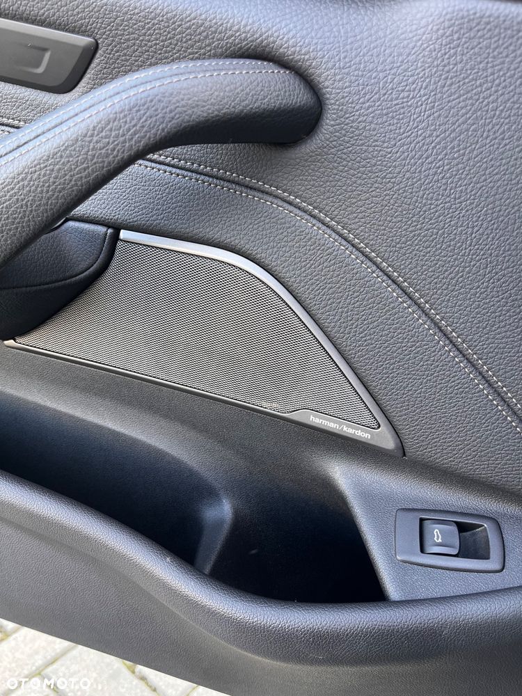 BMW Seria 5 530i xDrive M Sport Edition - 25