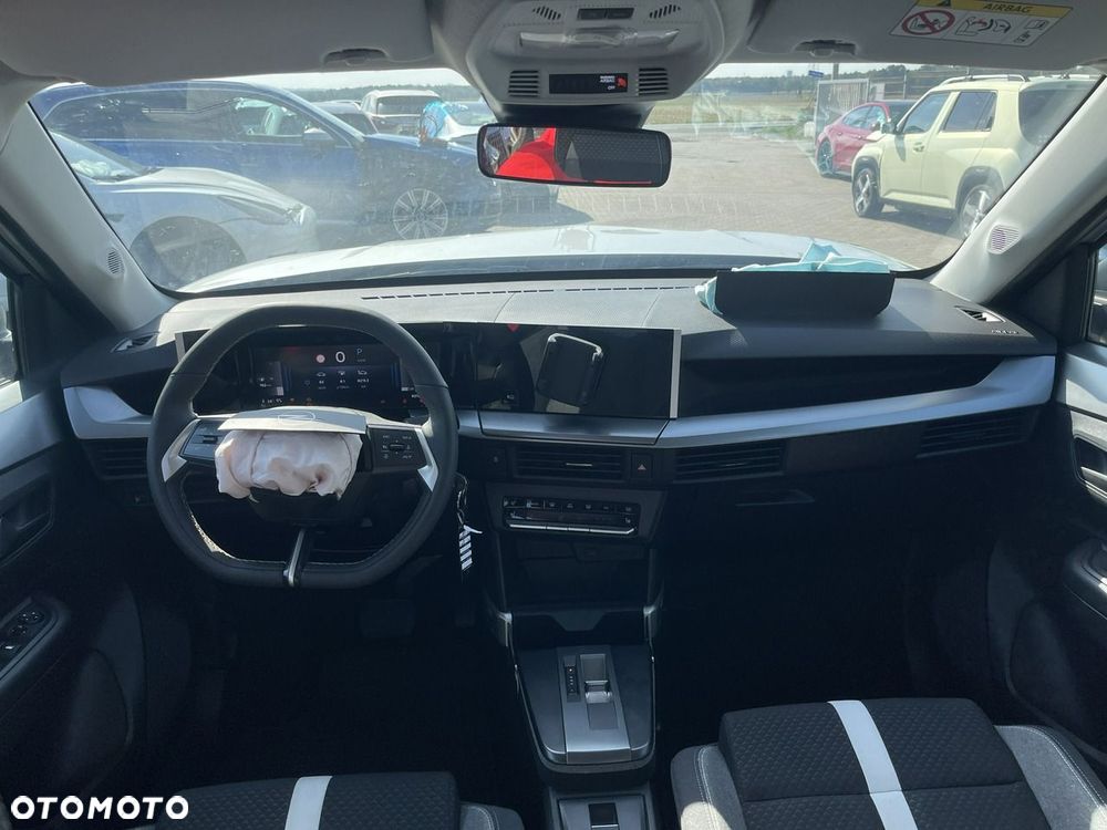 Opel Frontera - 8