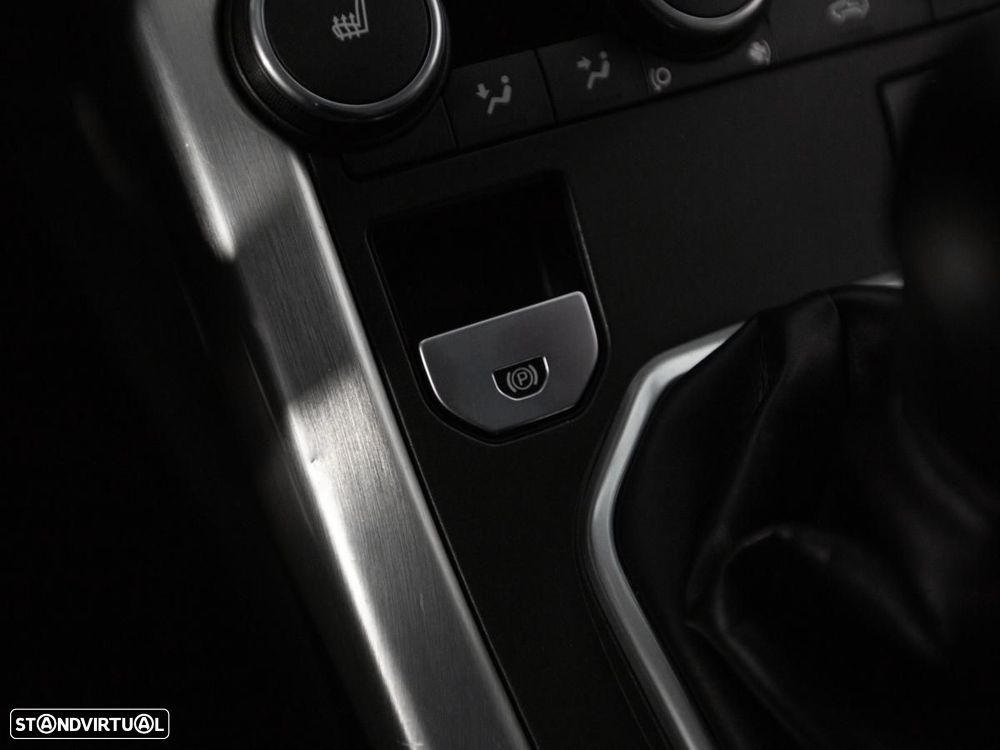 Land Rover Range Rover Evoque - 20