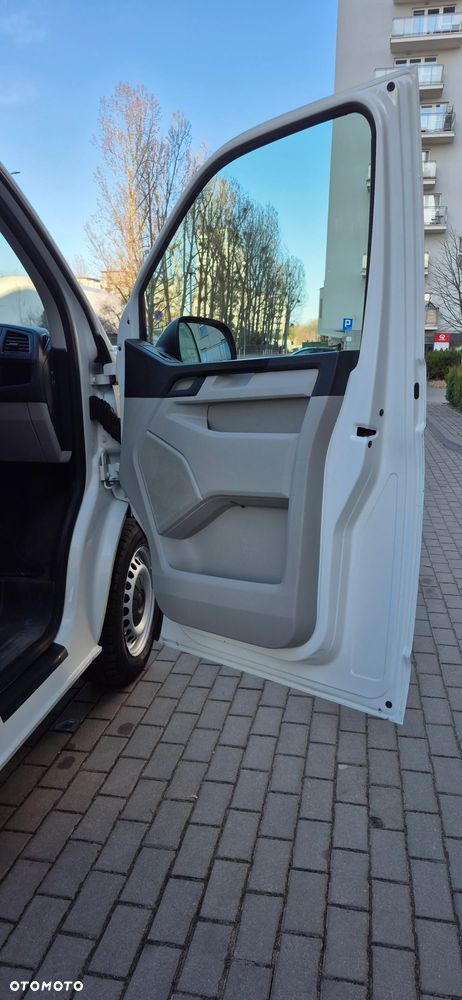 Volkswagen Transporter - 21