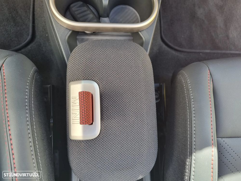 MINI 5 Portas Cooper Premium Plus JCW Auto - 30