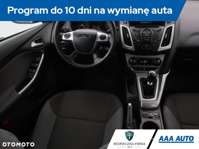 Ford Focus - 8