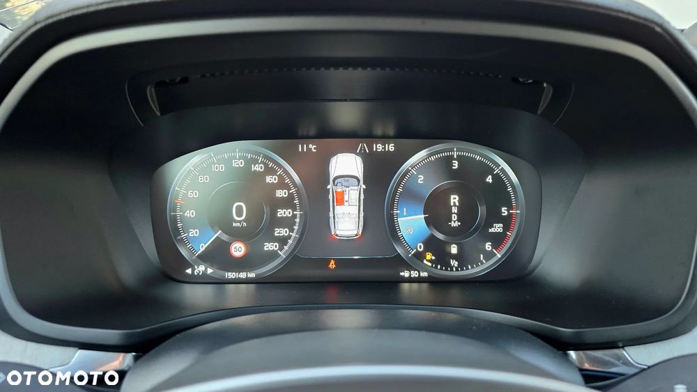 Volvo V60 Cross Country B4 D AWD Geartronic Pro - 19