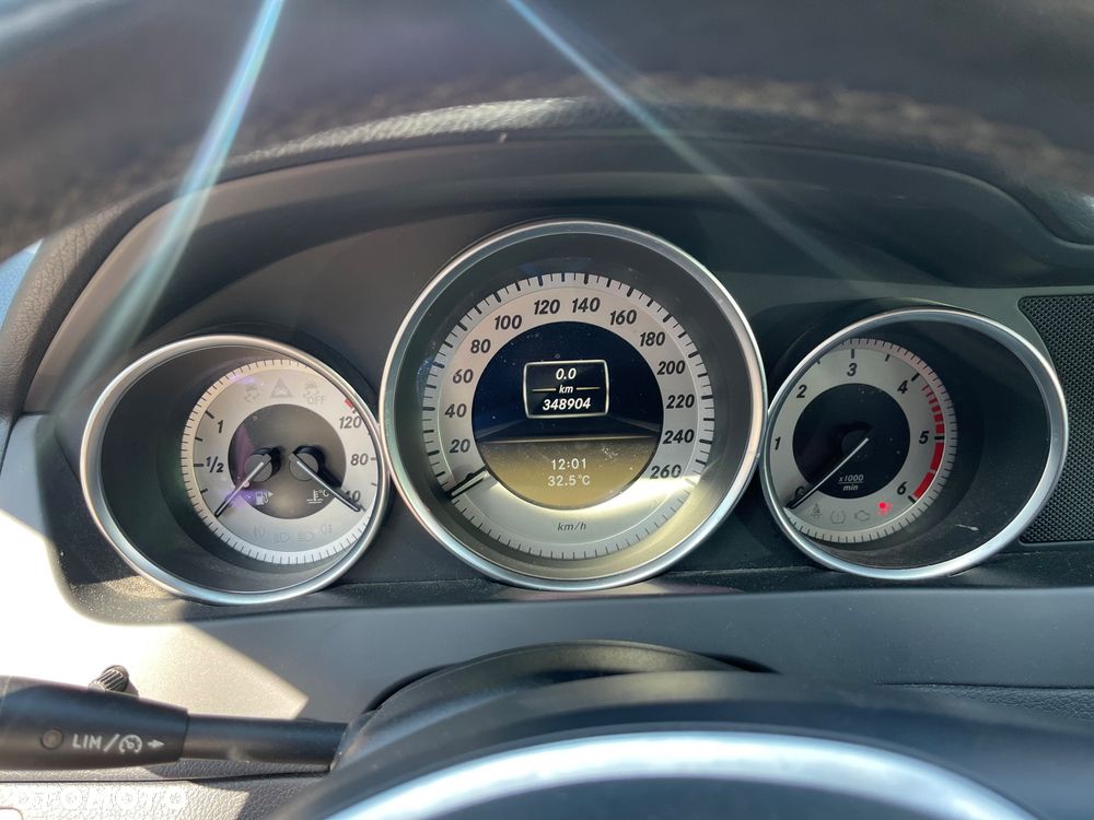 Mercedes-Benz Klasa C 200 T CDI Avantgarde Edition - 14