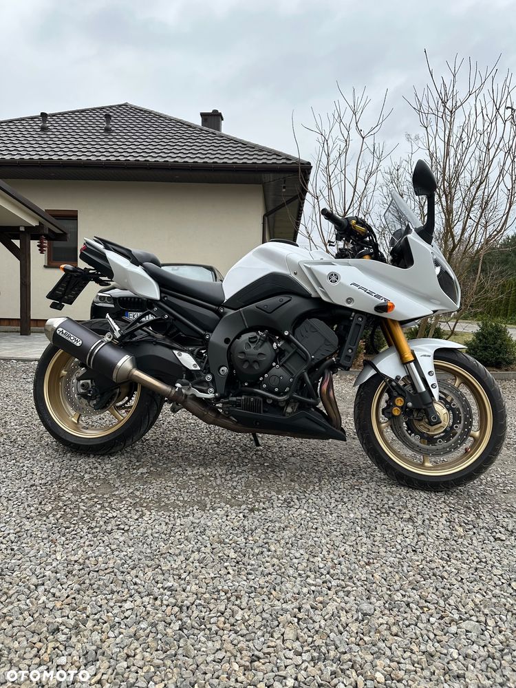 Yamaha FZ8 - 6