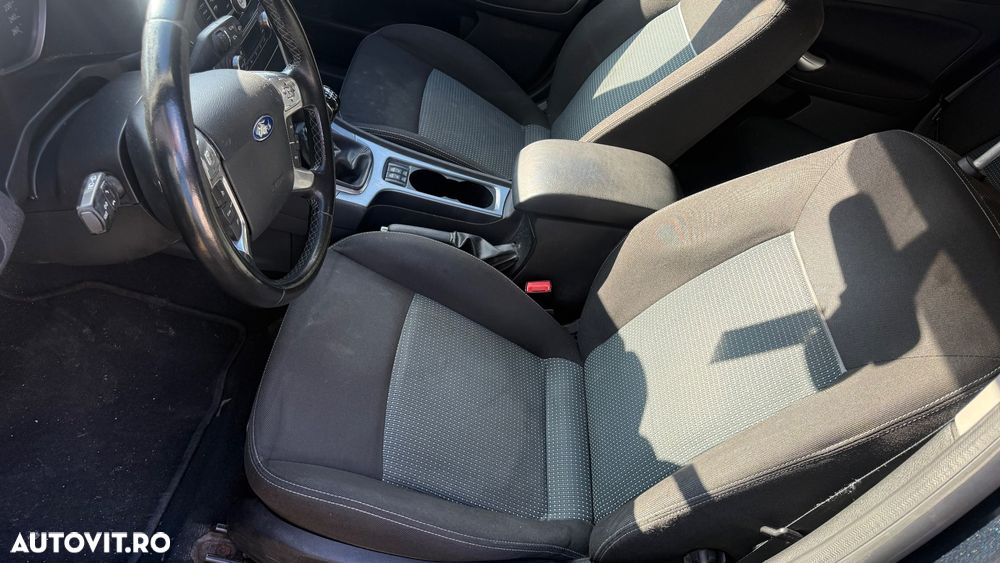 Ford Mondeo 1.6 TDCi Ambiente - 10