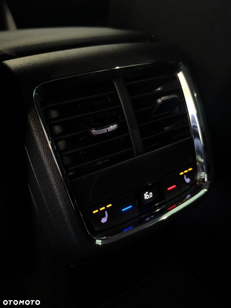 Skoda Octavia 2.0 TDI 4x4 Scout DSG - 29