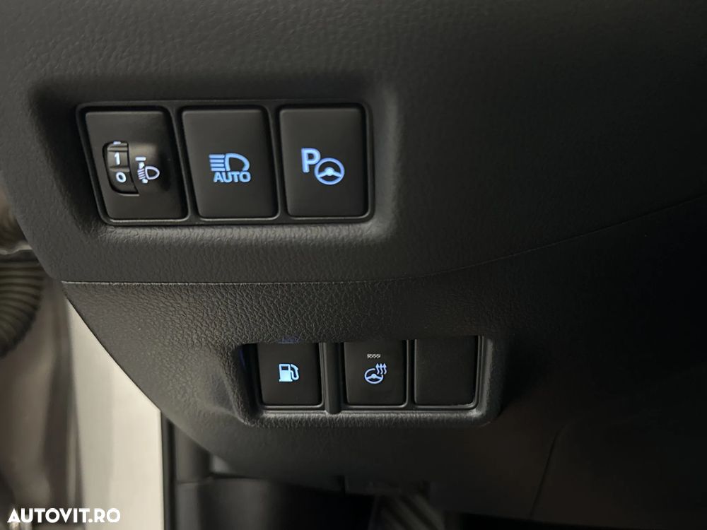 Toyota C-HR - 16