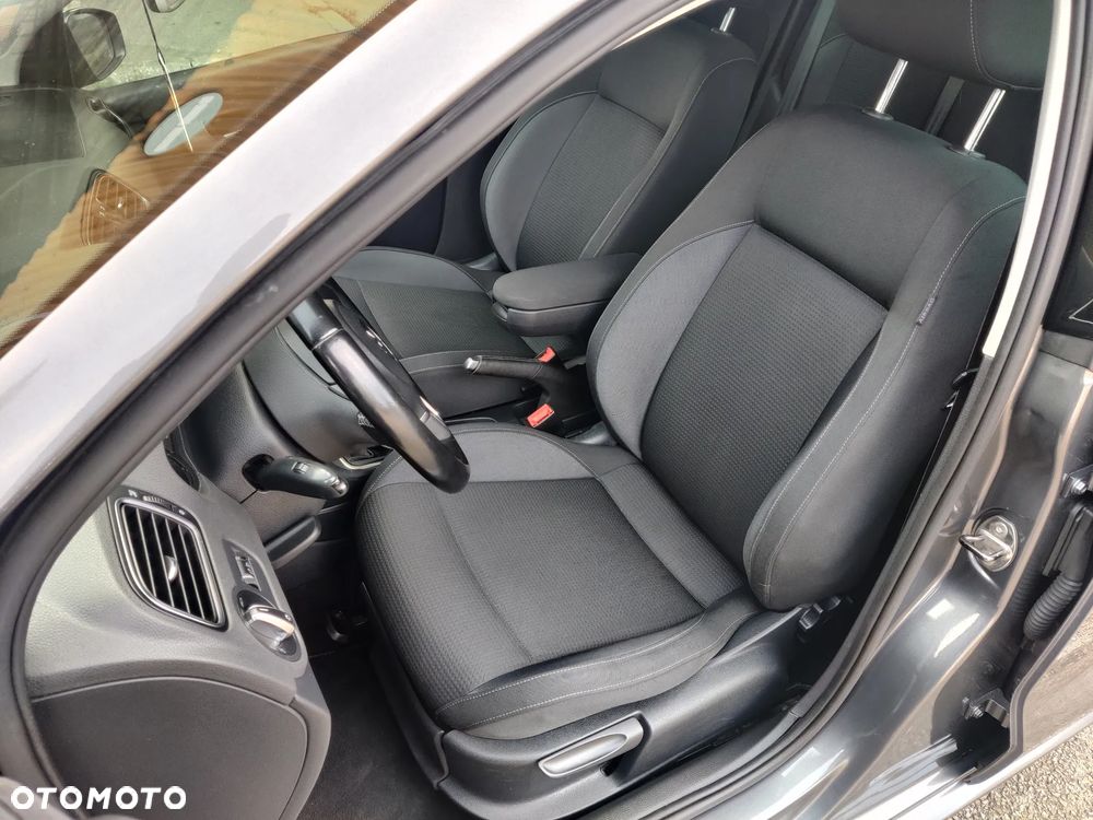 Volkswagen Polo 1.2 MATCH - 18