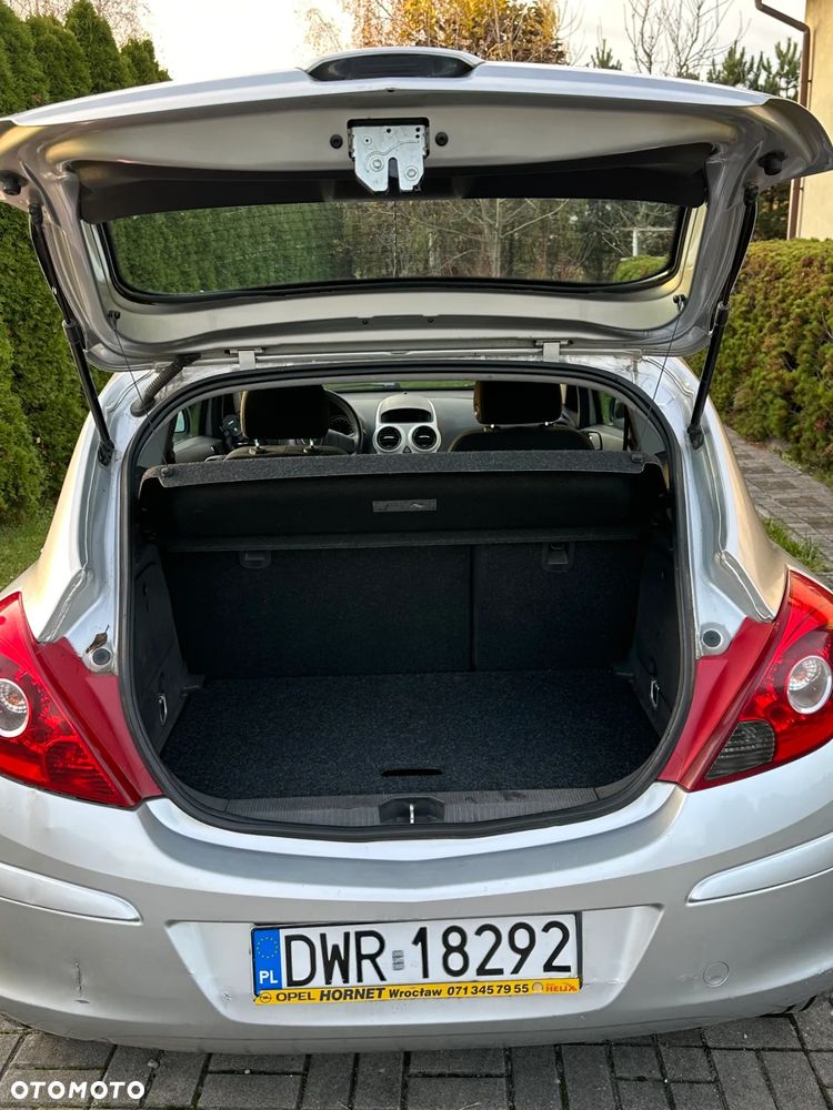 Opel Corsa 1.2 16V Enjoy - 5