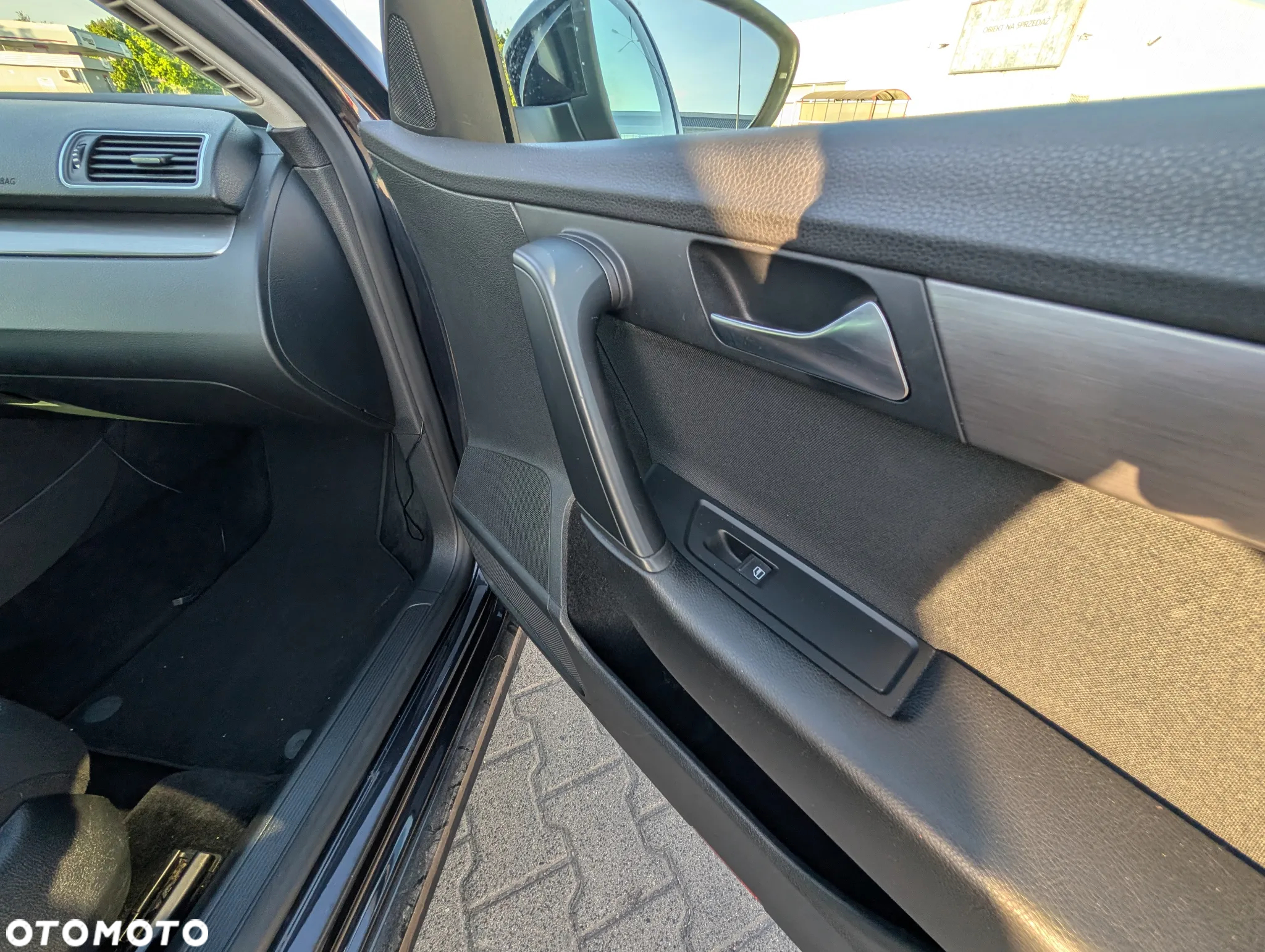 Volkswagen Passat 1.6 TDI Comfortline - 13