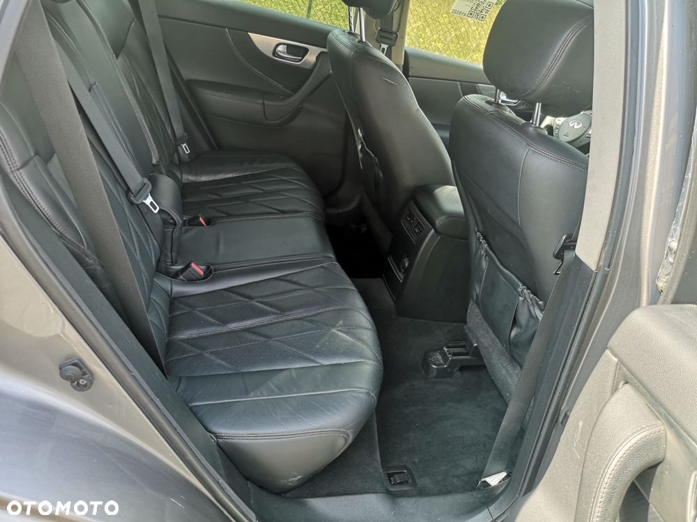 Infiniti FX FX37 AWD GT Premium - 28
