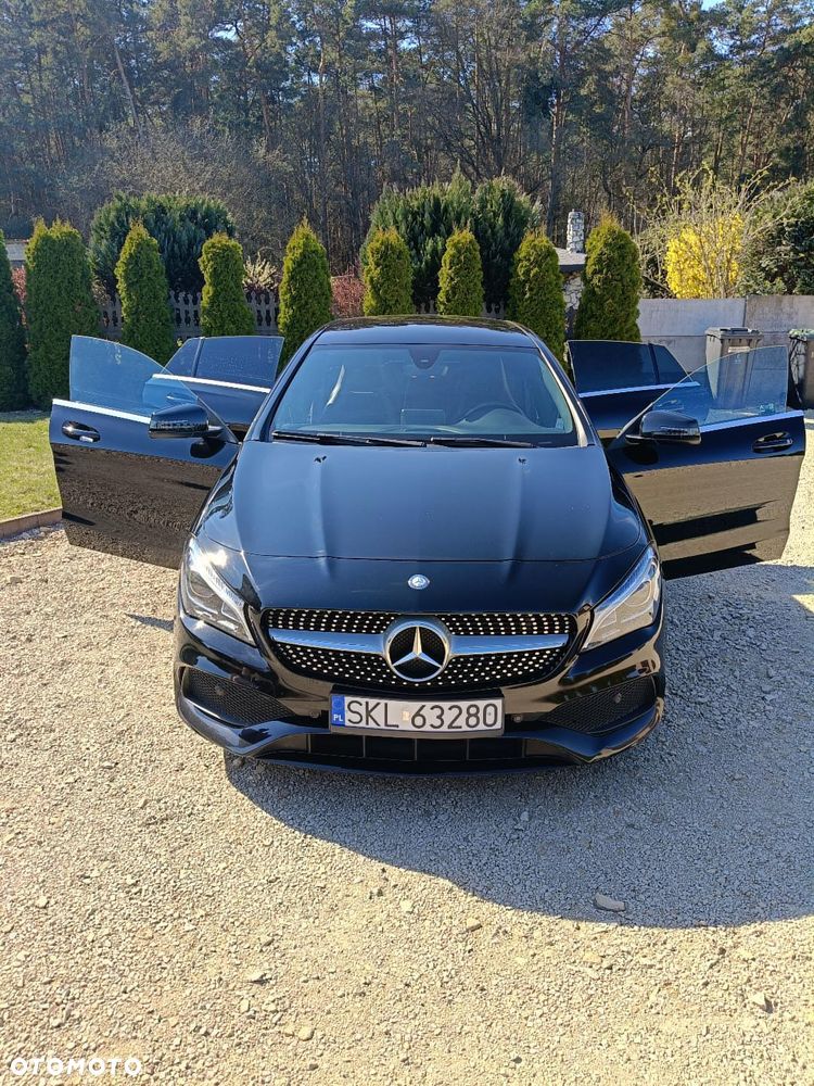 Mercedes-Benz CLA 200 7G-DCT AMG Line - 1