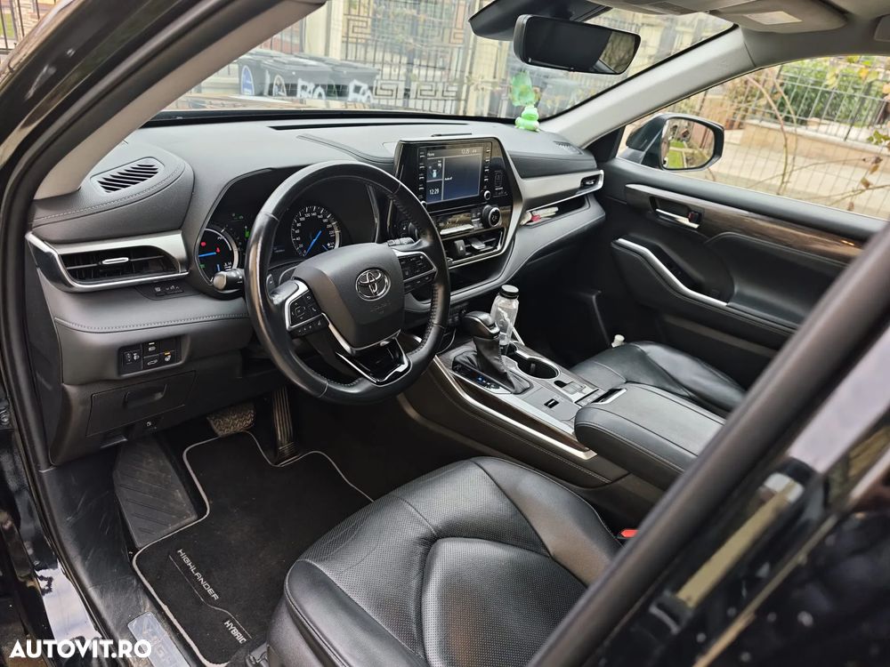 Toyota Highlander 2.5 L Hybrid Dynamic Force 248CP Exclusive Metallic - 13