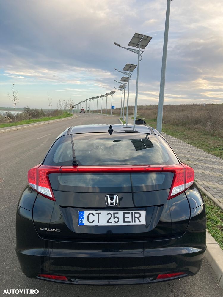 Honda Civic 1.8i Sport - 4