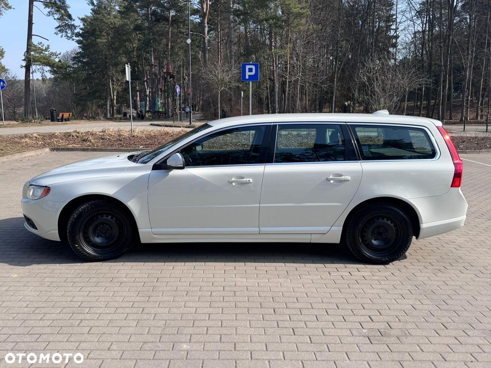 Volvo V70 D3 Geartronic Momentum - 1