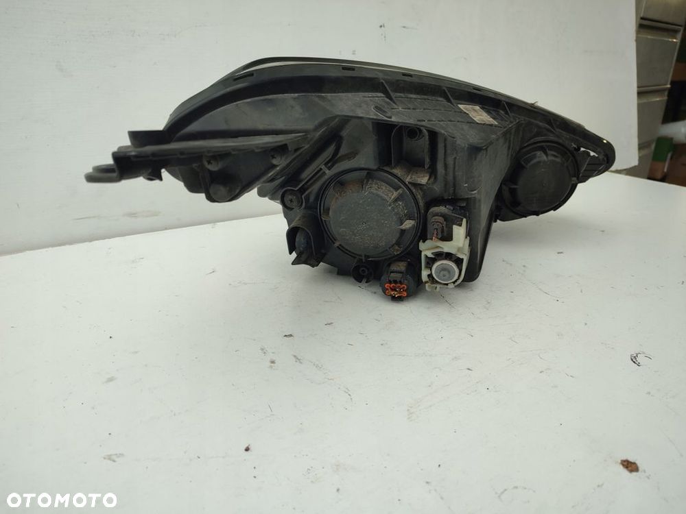 Lampa lewy przód HYUNDAI I10 II EUROPA ORYGINAŁ 76TYS PRZEBIEGU - 8