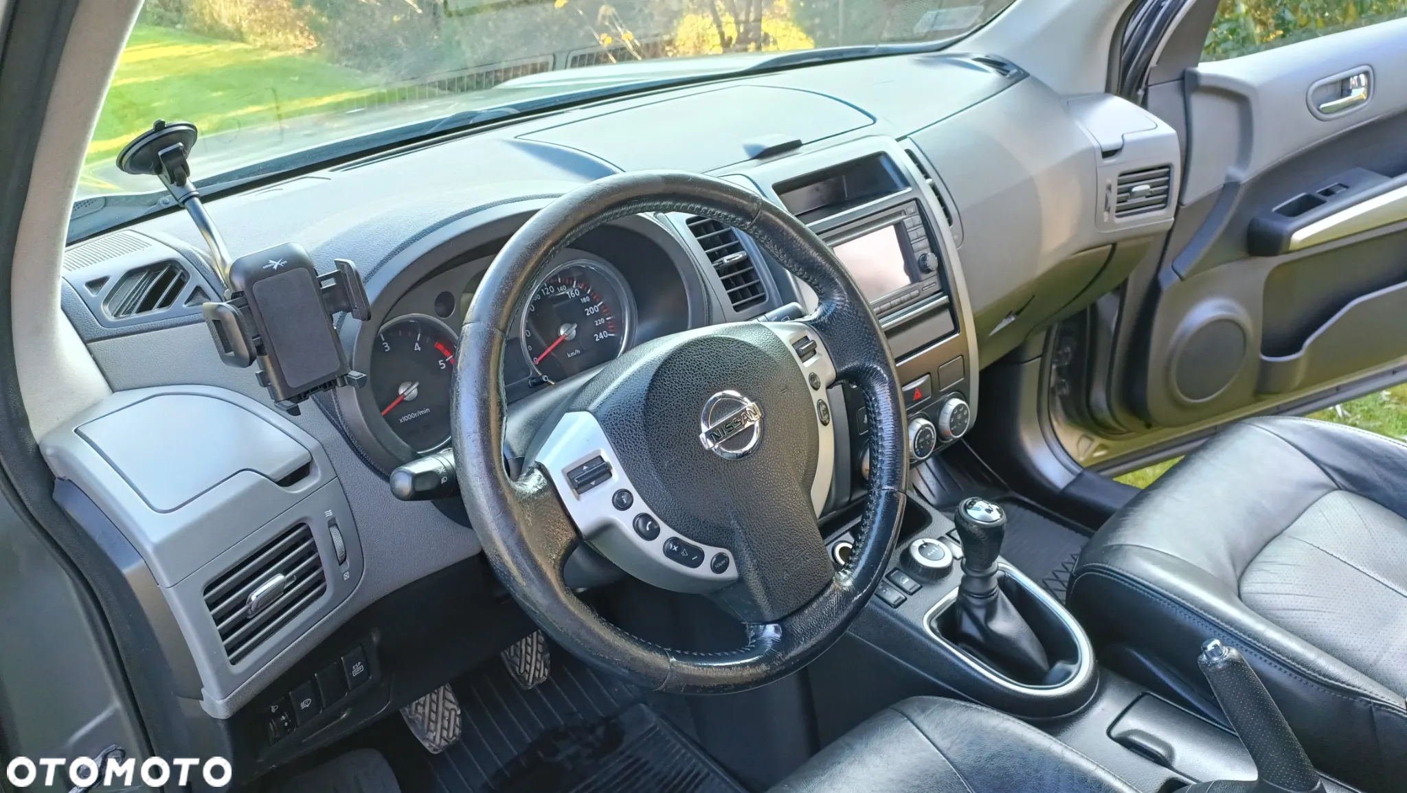 Nissan X-Trail - 10