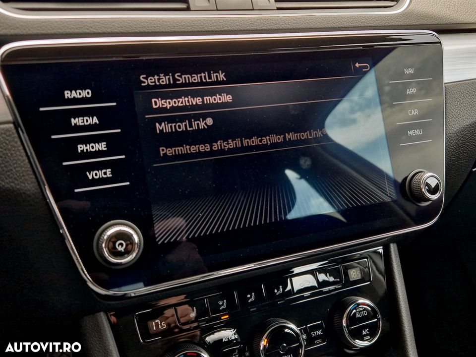 Skoda Superb 2.0 TDI DSG Ambition - 22