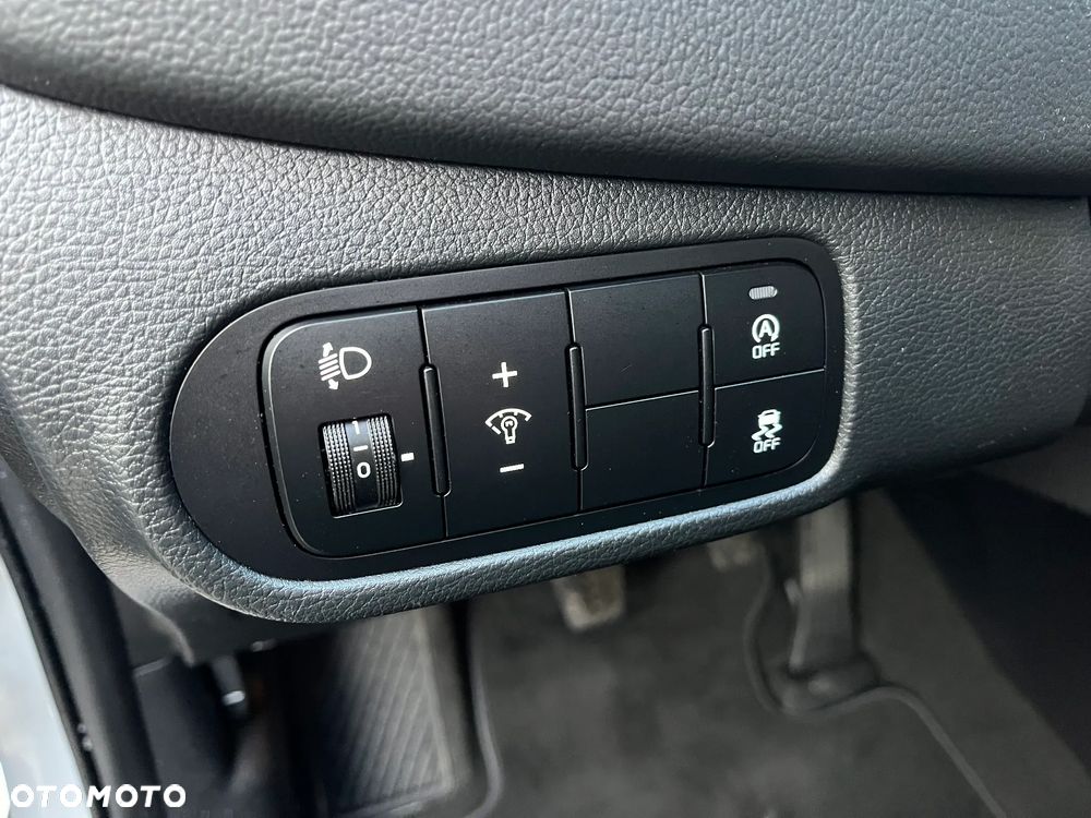 Kia Carens 2.0 GDI L 7os - 11