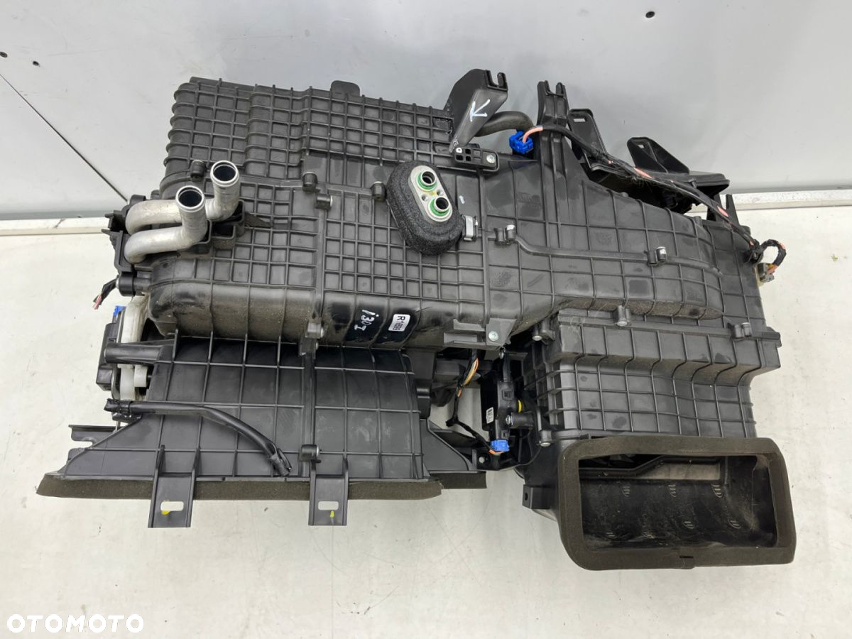 Nagrzewnica Hyundai i30 I FD 07-12r. wersja z KLIMĄ obudowa chłodnicy wody parownik klimatyzacji - 3