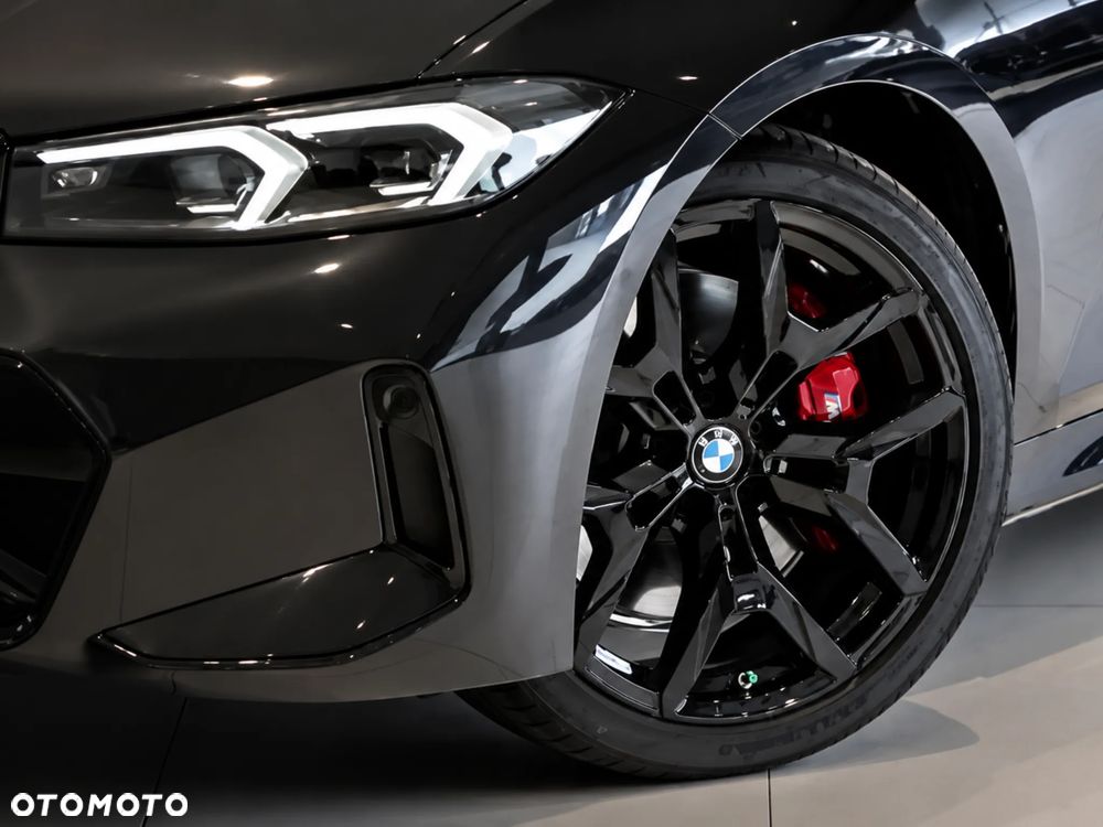 BMW Seria 3 330i xDrive M Sport - 12
