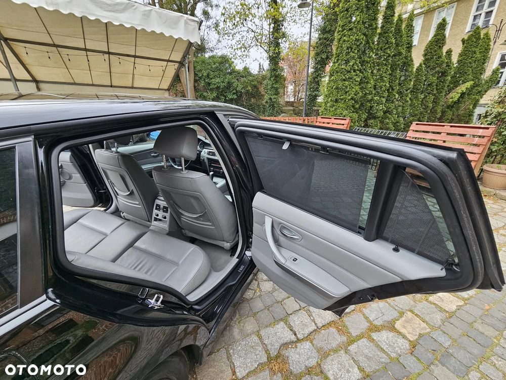 BMW Seria 3 318i - 11