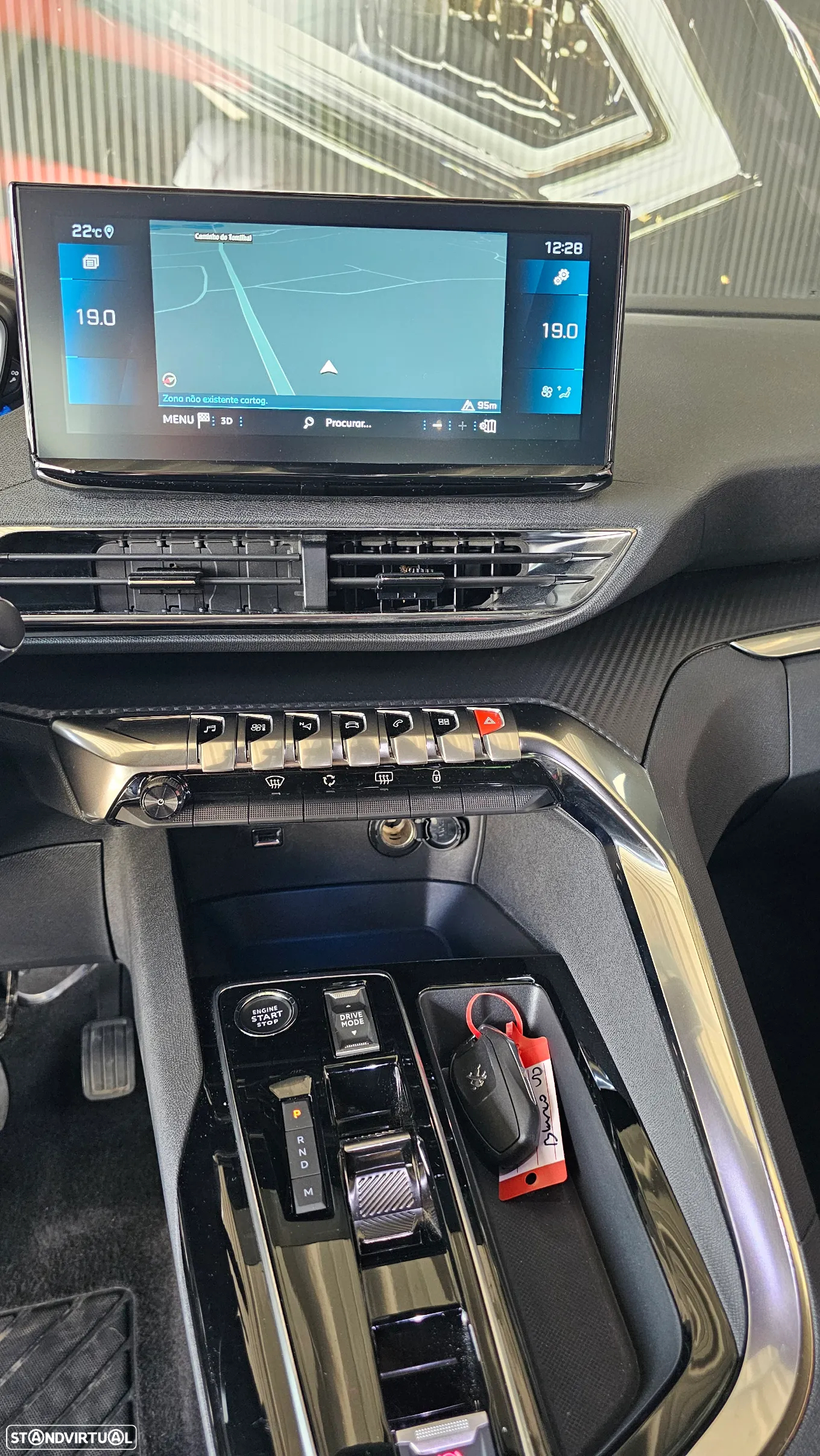 Peugeot 5008 1.2 Hybrid Allure Pack e-DCS6 - 42