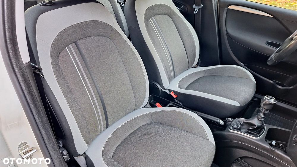 Fiat Punto Evo 1.4 8V Dynamic Euro5 - 16