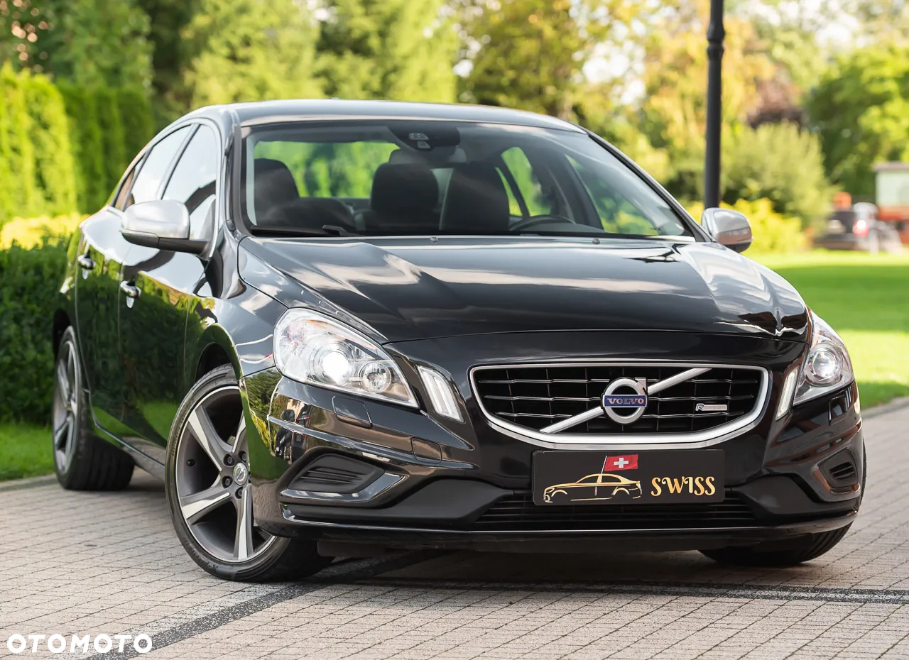 Volvo S60 D3 R-Design - 2
