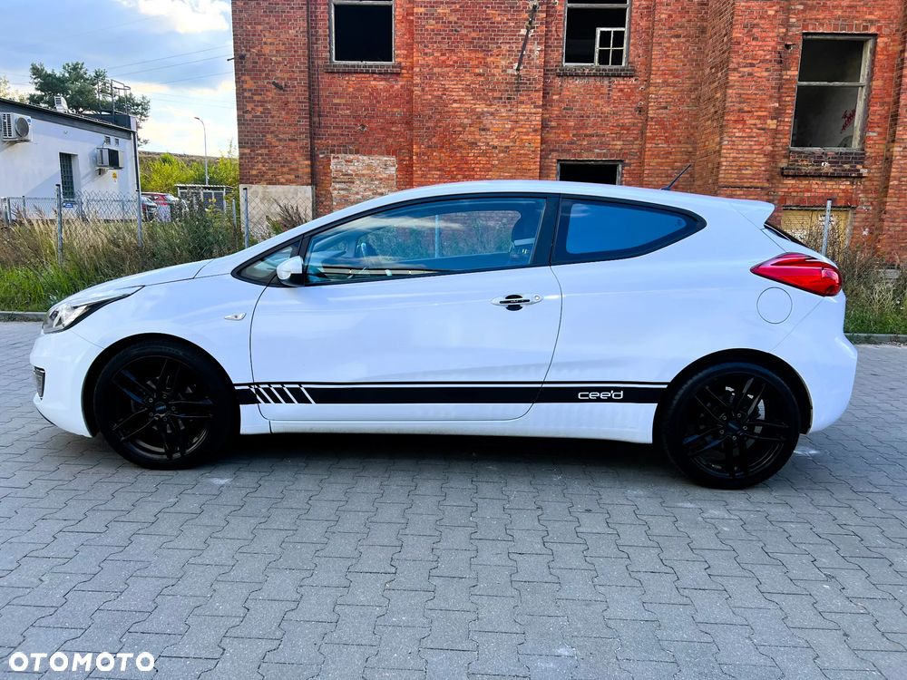 Kia ProCeed 1.6 GDI Vision - 3