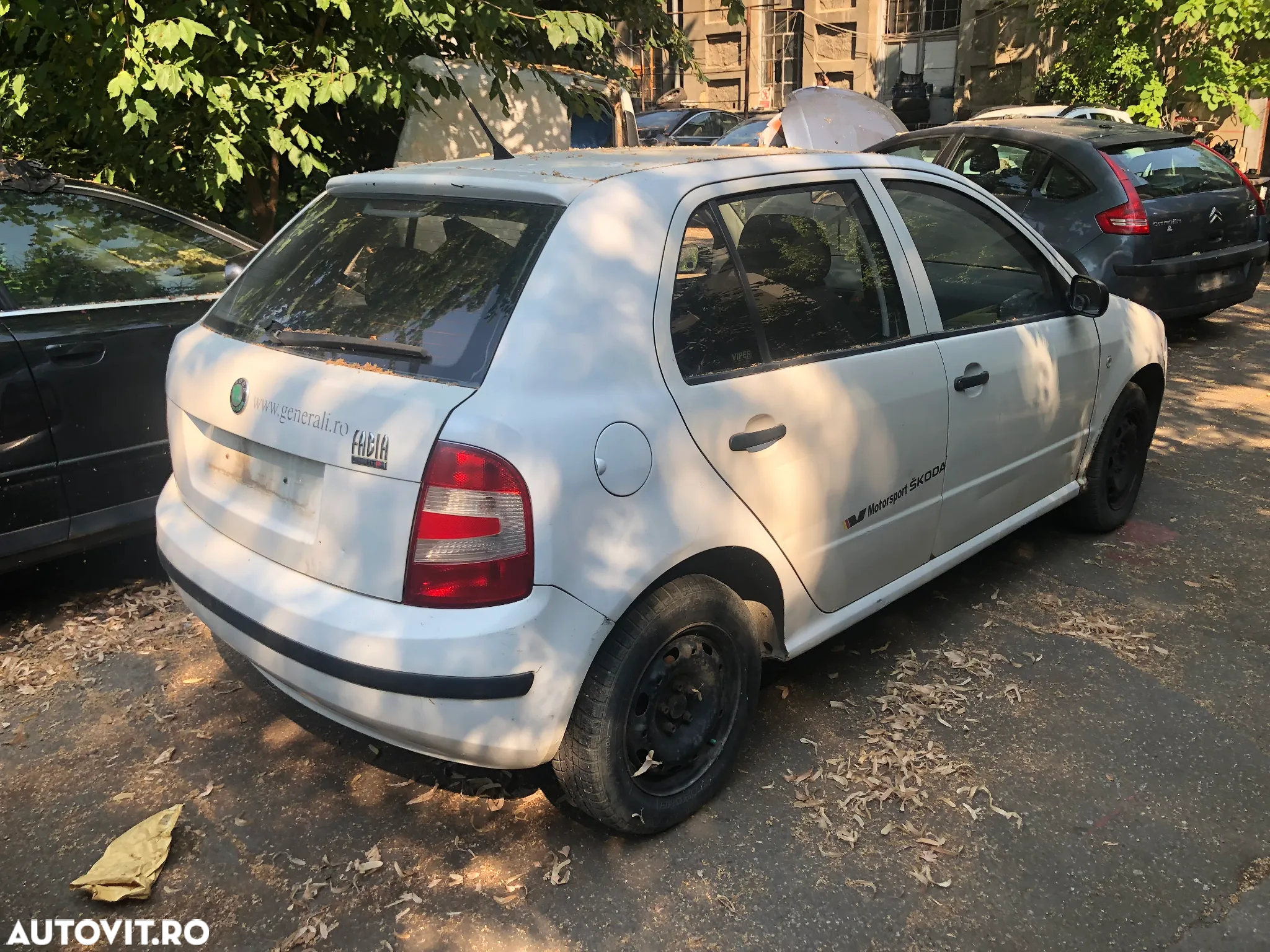 Dezmembrez Skoda Fabia 1 facelift alb 1.2 12v benzina - 4