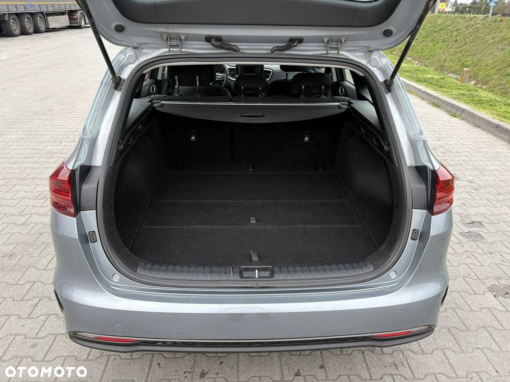 Kia Ceed - 5