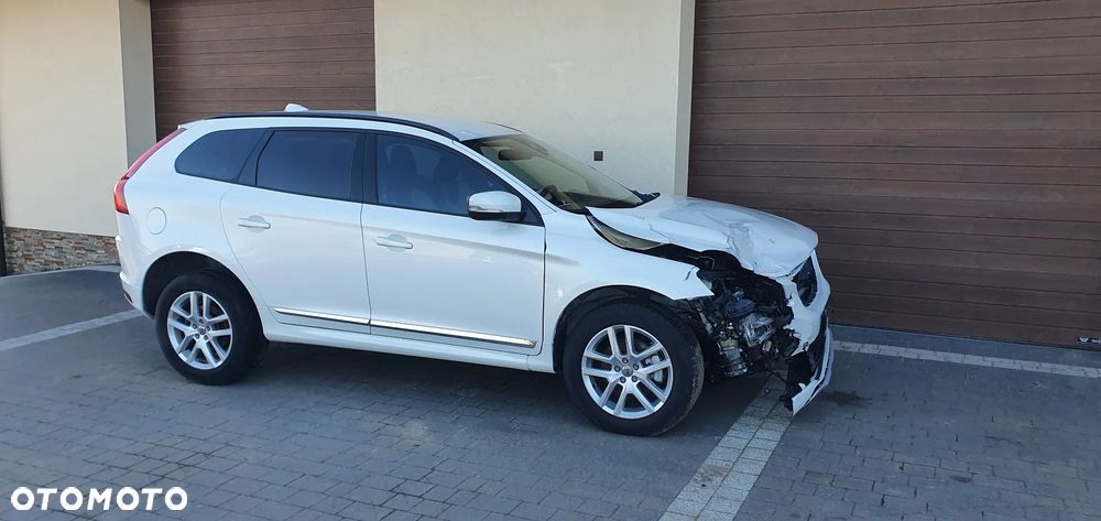 Volvo XC 60 - 4