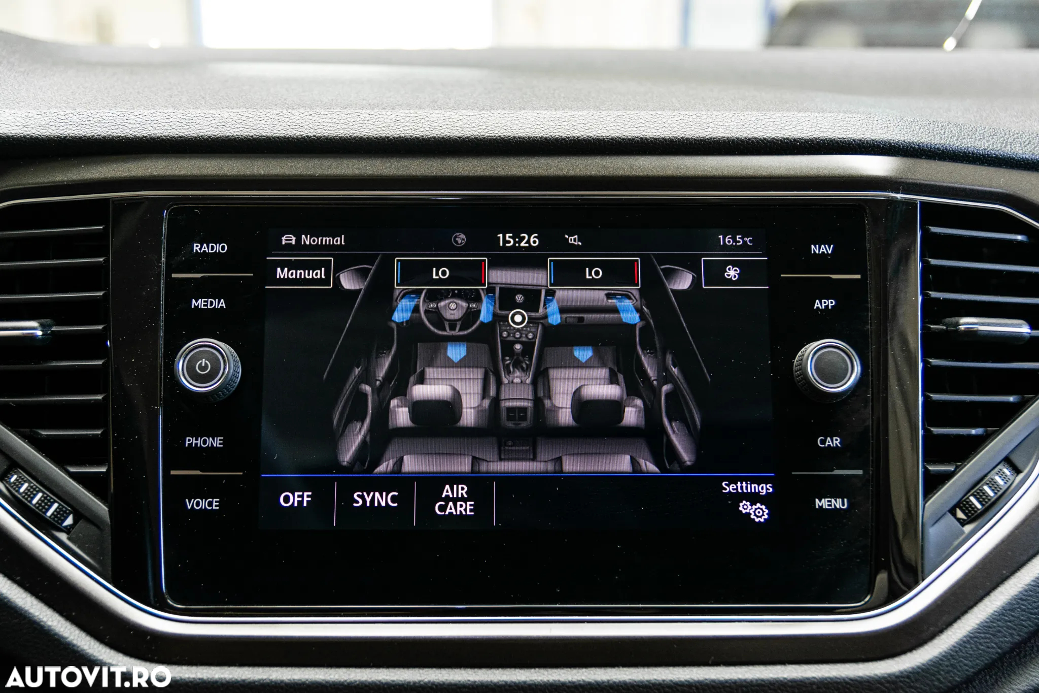 Volkswagen T-ROC 2.0 TDI SCR 4MOTION DSG Style - 18