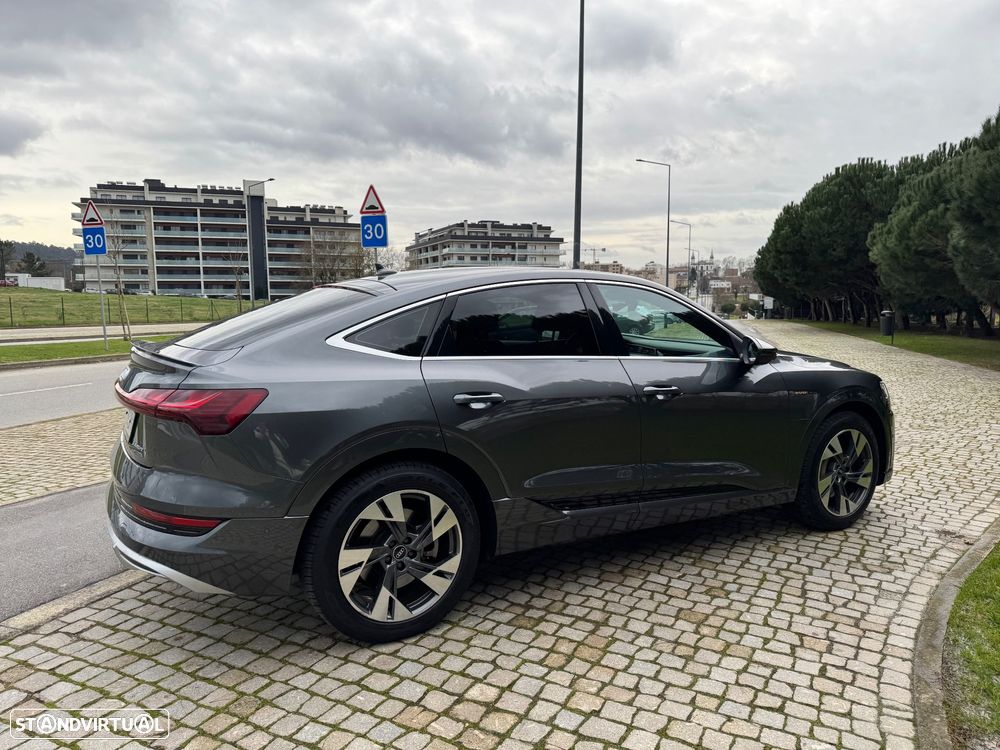 Audi e-tron 55 quattro S line - 11