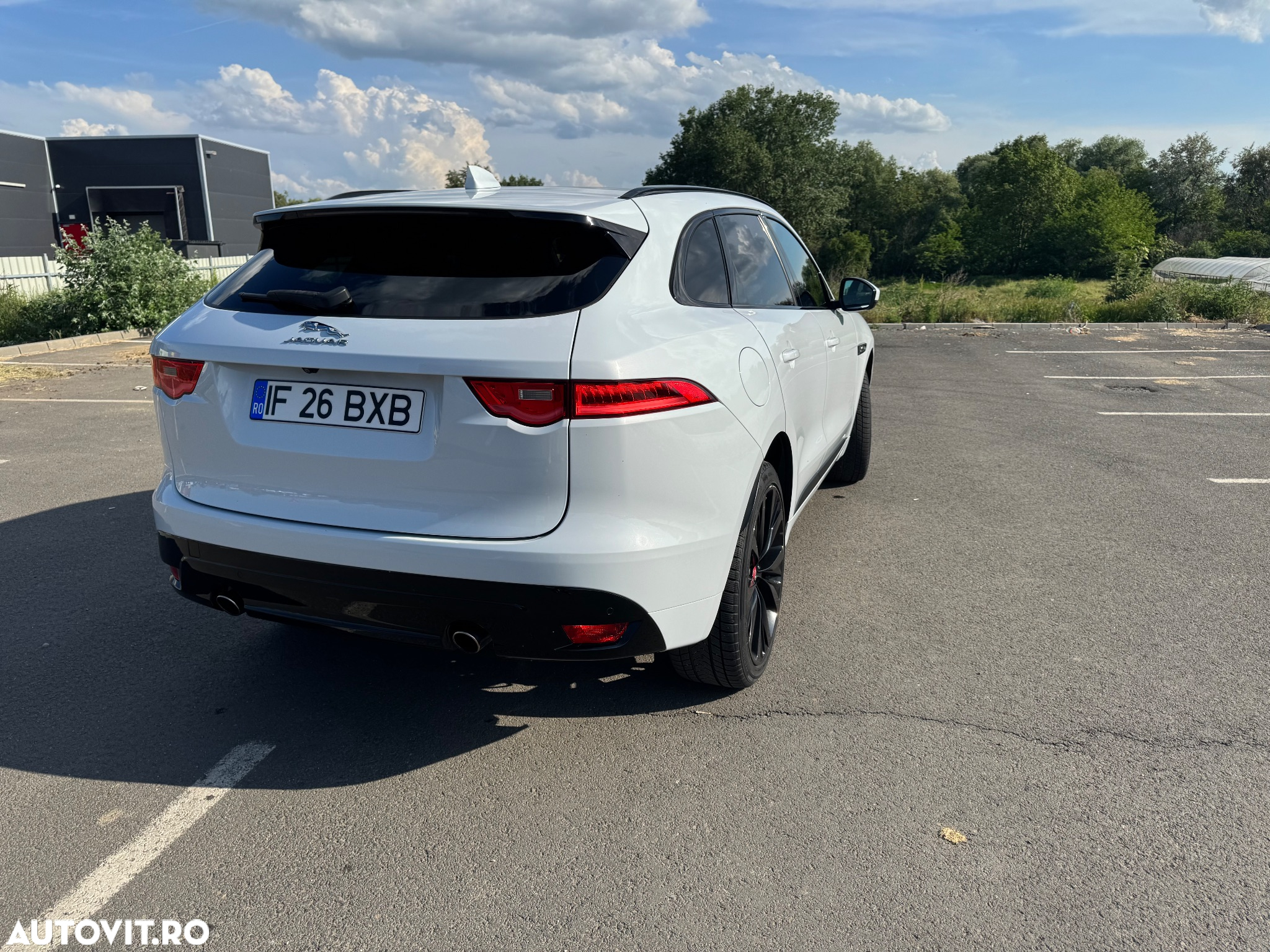 Jaguar F-Pace 25t AWD R-Sport - 3
