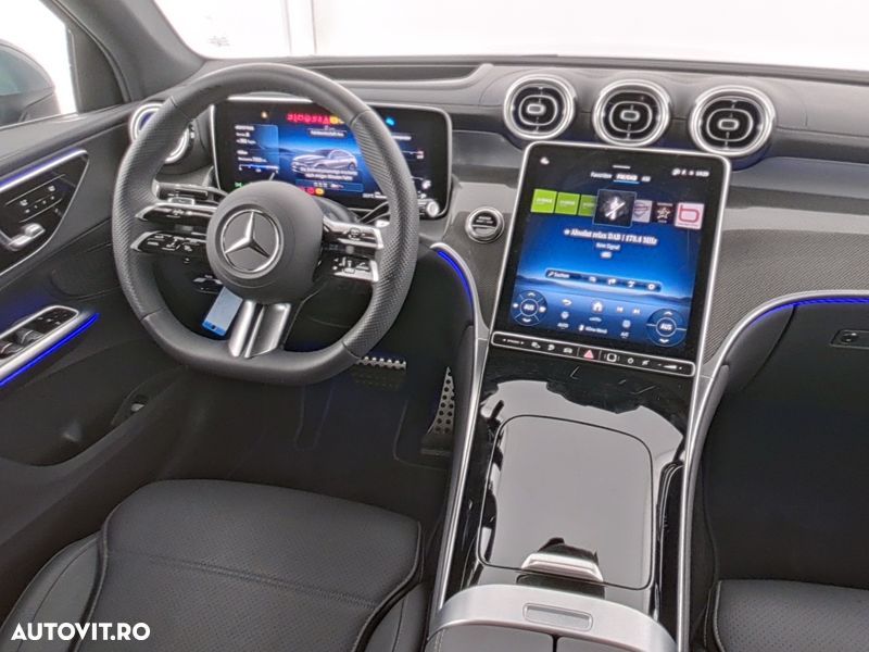 Mercedes-Benz GLC Coupe 300 de 4Matic 9G-TRONIC AMG Line Advanced - 4