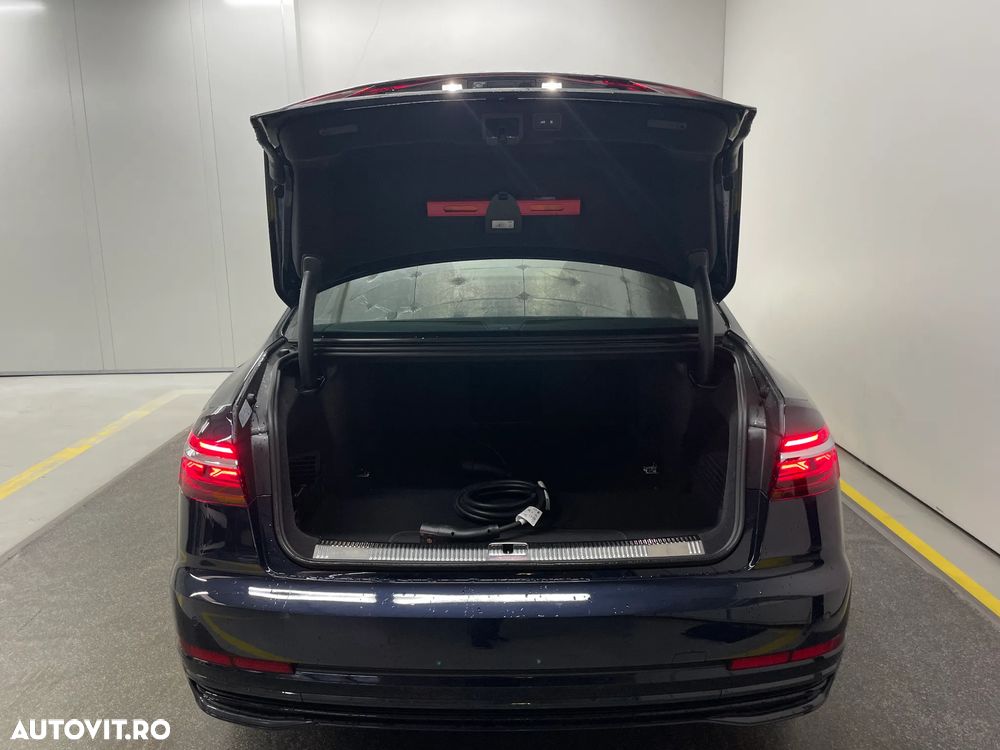 Audi A8 A8L 60 TFSI e quattro Tiptronic PHEV - 10